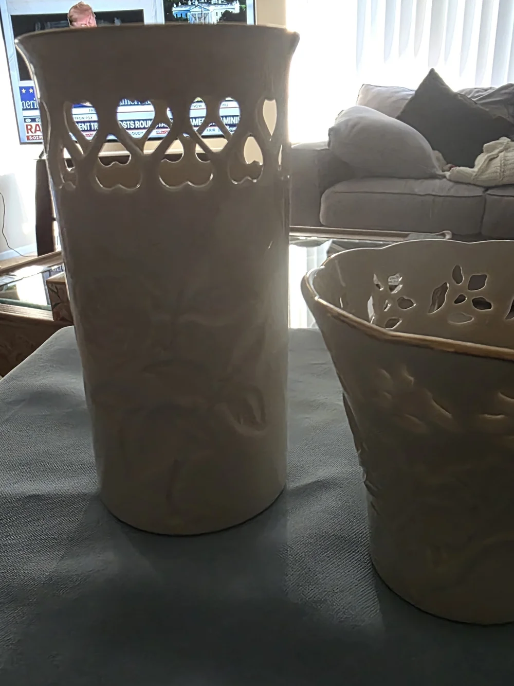 Vintage LENOX 24 K GOLD TRIM Cream Ceramic Cutout Vases - Decorative Home Accent